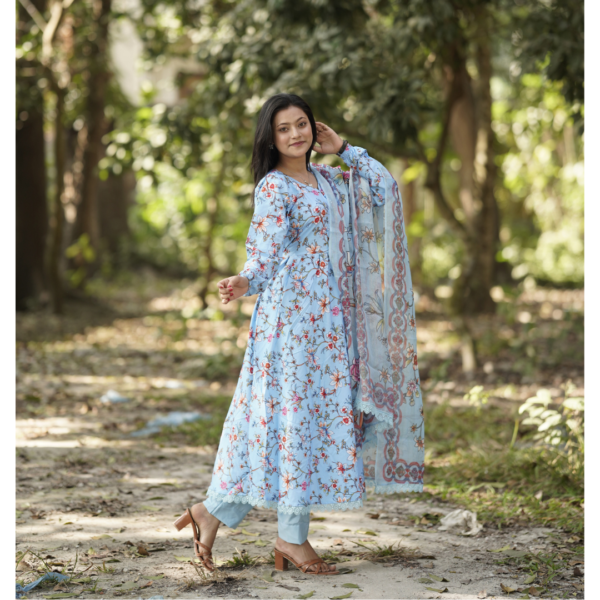 Hania Amir Gown Three pices C07