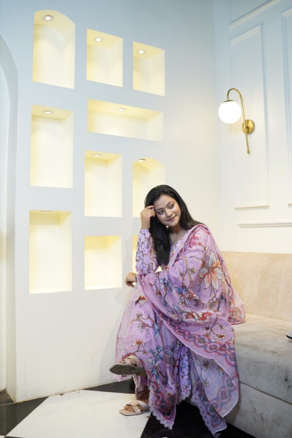 Hania Amir Gown Three pices B05